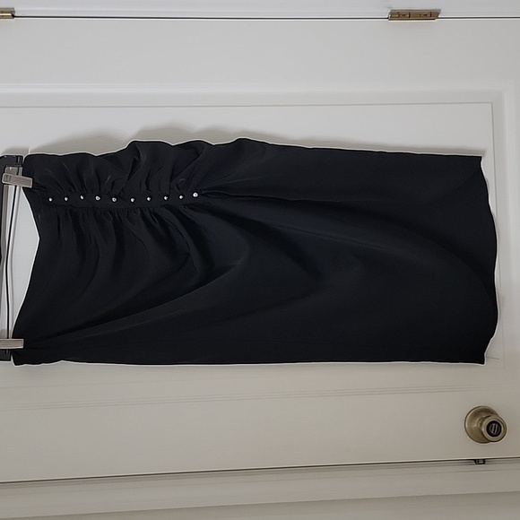 Zara Size L Black Midi Skirt, Ruched Front Side with Gold Decorative Buttons - Picture 1 of 11